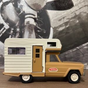 VTG Tonka Jeep camper truck Tan
